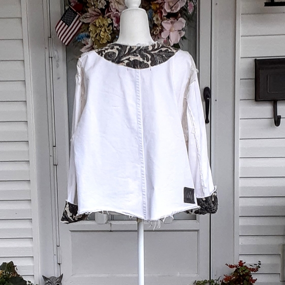 Raw Edge Denim Jacket (Silver Tab) - Picture 5 of 14